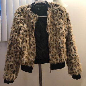 Women's Faux Leopard Fur Jacket